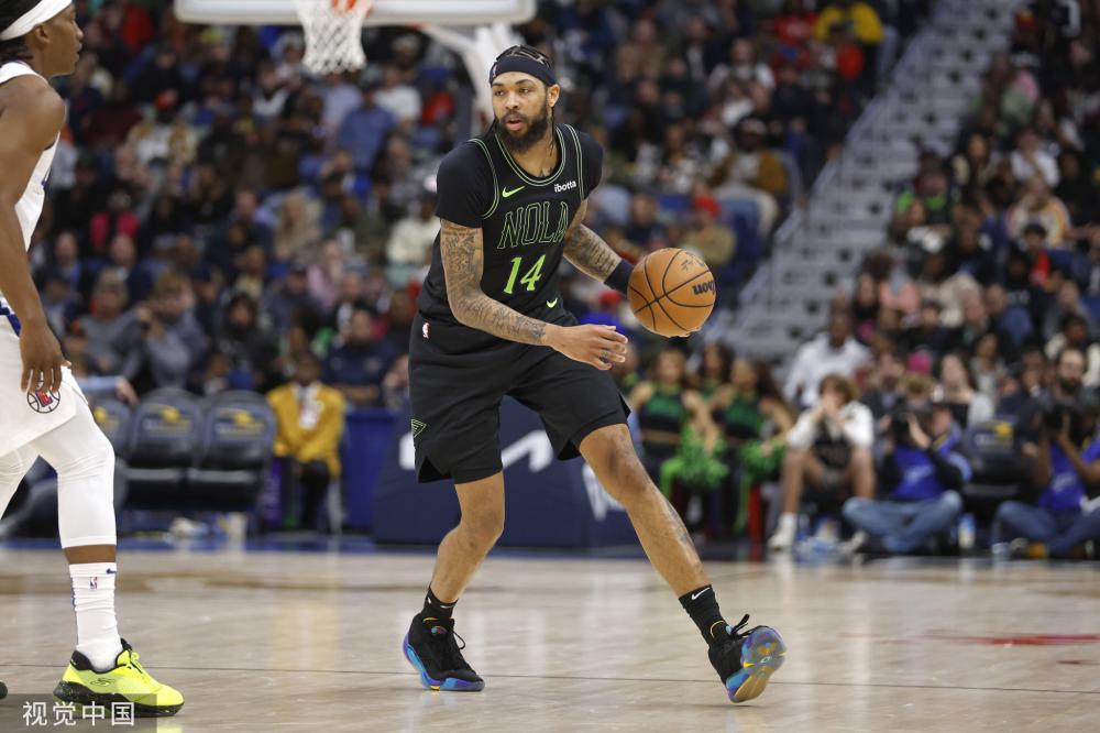 但此刻他对 但此刻他对